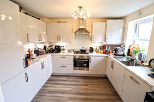 Kitchen- click for photo gallery